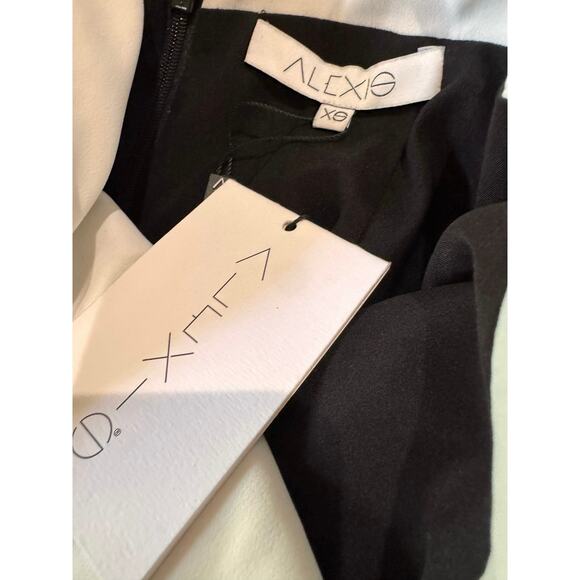 Alexis Classic Jumpsuit XS Black Guipure Lace Ophelia Cropped - Picture 3 of 14